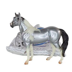 Breyer Stablemate Horse Breyerfest 2014 Glimmer Silver Jubilee With Original Bag